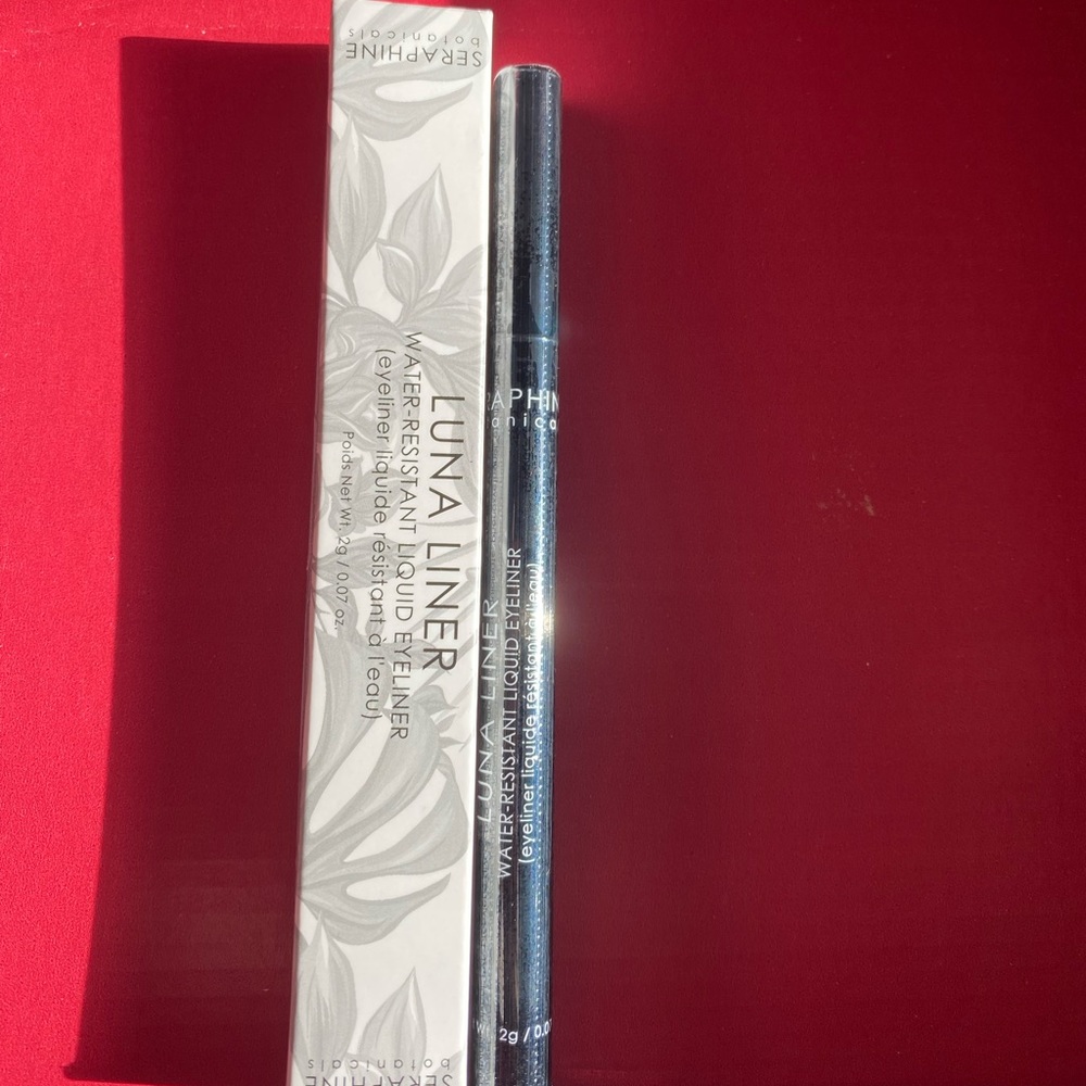 Liquid liner